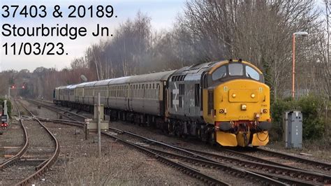 Another Tractor Thrashing Through The Junction 37403 With 20189 At