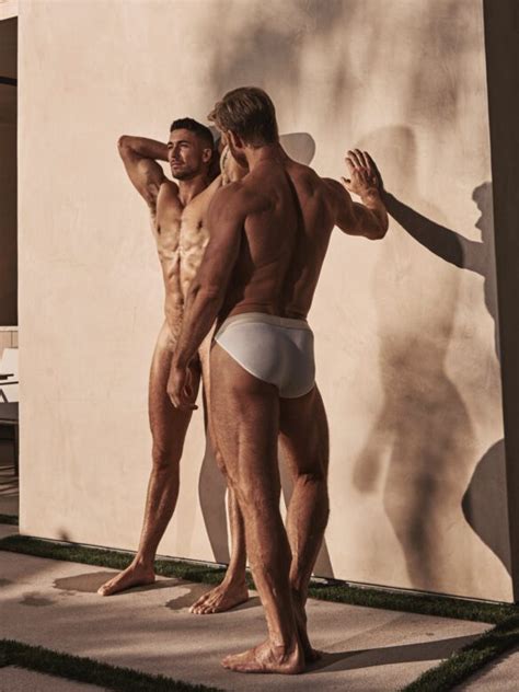 Omg He S Naked Doctor And Insta Thotty Jan Hardinger Omg Blog