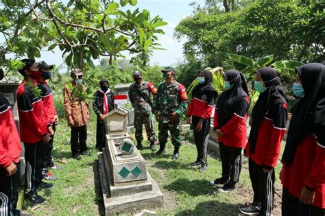 Ini Cara Hikmat SMK Muda Peringati Hari Pahlawan Kabargresik