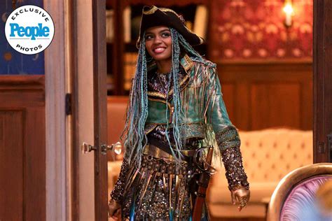 Uma De Retour Dans Descendants The Rise Of Red Disneyphile