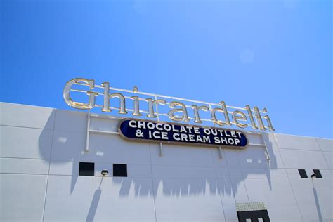 Ghirardelli Chocolate Outlet on the 5 Freeway - California Through My Lens