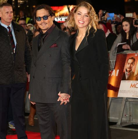 Tapis Rouge De Mordecai Berlin Avec Johnny Depp Et Amber Heard