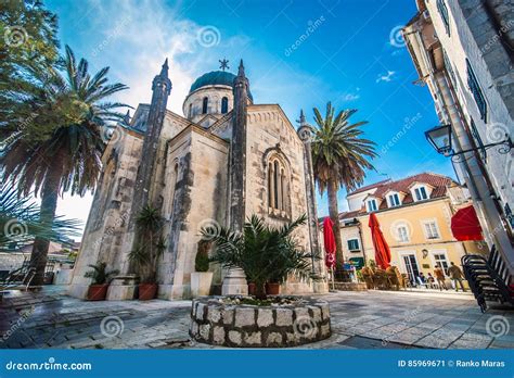 A Igreja Do Archangel Michael Em Herceg Novi Foto Editorial Imagem De