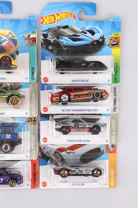 HOT WHEELS Dekomus Ile Yeni Sezon Lisanslı Oyuncak Minik ArabaFiyatı Yorumları Trendyol