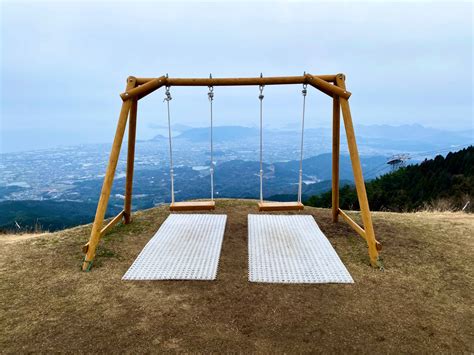 雲辺寺山頂「天空のブランコ」標高920mの絶景とスリル！