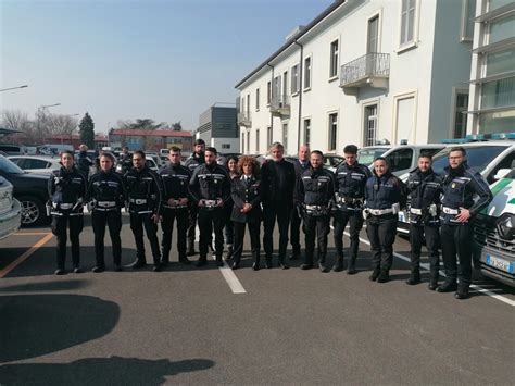 Ecco I Nuovi Agenti Della Polizia Locale Di Bergamo Che Da Oggi Ha