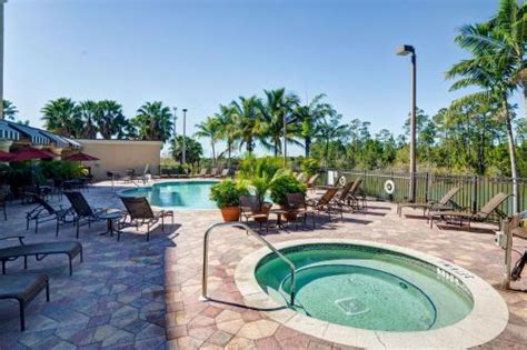 Embassy Suites Fort Myers - Estero, Estero (updated prices 2025)