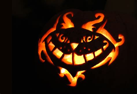 Pumpkin Carving In Wonderland The Cheshire Cat Wonderland Kitchen