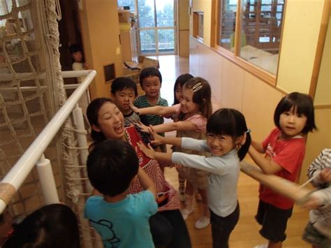 dialogue  democracy evolve   interactions  children
