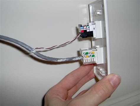 How To Remove A Rj45 Jack From A Wall Plate