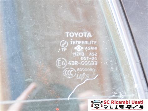 Vetro Fisso Porta Posteriore Sinistra Toyota Rav 4 SC Ricambi Usati