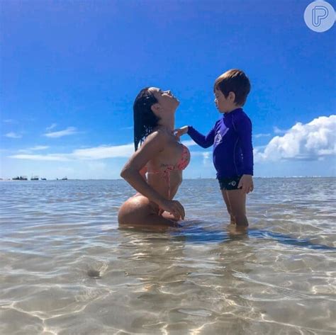 Foto Adriana Sant Anna Viajou Os Filhos Para Porto Das Pedras No