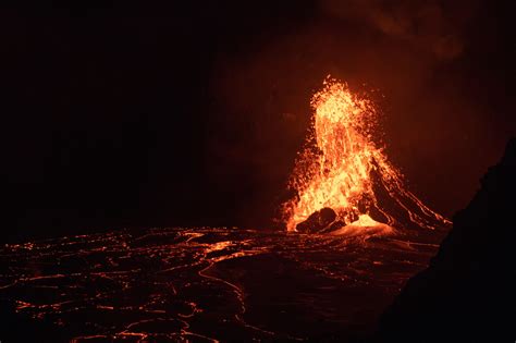 Visitors Can Now Watch Churning Lava Inside An Active Crater As Kīlauea