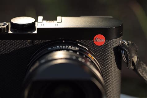 that red dot : r/Leica