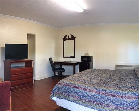 TRAVELERS MOTEL - Reviews (Tupelo, MS)