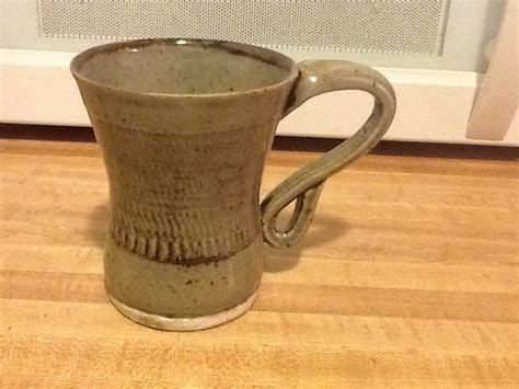 Semi Chattered Mug On Under Potterymonger Mugs Glassware