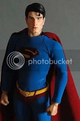 Review Hot Toys 12 Superman Returns SWFTOYS Reviews Showcase And Musings
