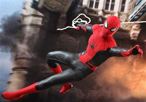 Toyhaven Hot Toys Spider Man Far From Home Th Spider Man Upgraded Suit Collectible Figure