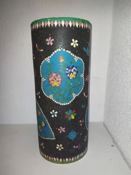 RARE VASE ROULEAU en émail cloisonné sur porcelaine Chubei japon