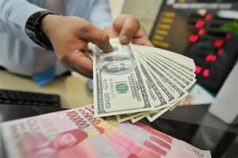 Rupiah Menguat Tipis Di Tengah Penantian Data PDB AS Sinar Harapan