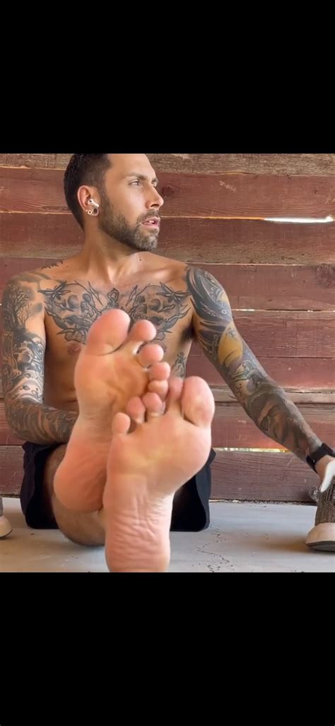 Hot Sweaty Feet Video ThisVid