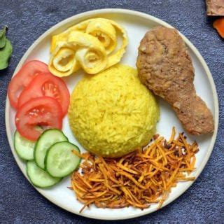 Nasi Kuning - Traditional Indonesian Recipe | 196 flavors