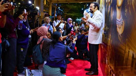 grand premiere  akbar khans taj mahal film draws global eyes jaitv