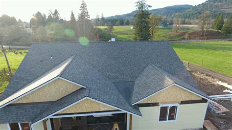 Metal Roof vs Shingles: Which Is Better for Your Home?