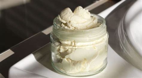 Chantilly de beurre de karité pour le corps Diy body butter recipes