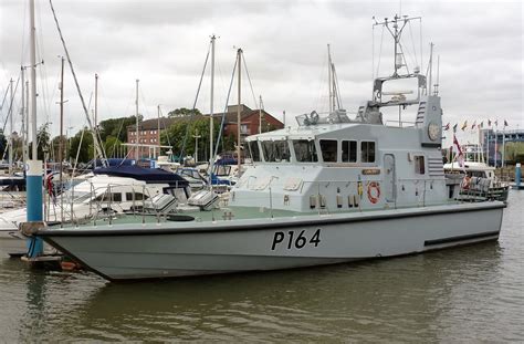 P164 Hms Explorer Royal Navy Archer Class P2000 Type Patro Flickr