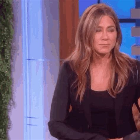 Aniston Jennifer GIF - Aniston Jennifer Cute - Discover & Share GIFs