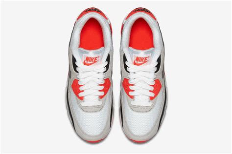 A Detailed Look At This Year's Nike Air Max 90 "Infrared" Retro - SneakerNews.com