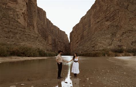 Romantic St Elena Canyon Couples Session — Elope Big Bend