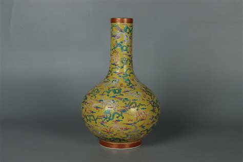 At Auction Chinese Yellow Ground Famille Rose Globular Vase Hundred