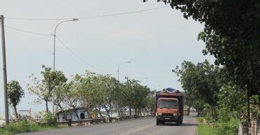 Pemkab Pemkab Pasang Hampir Lampu Jalan Selama