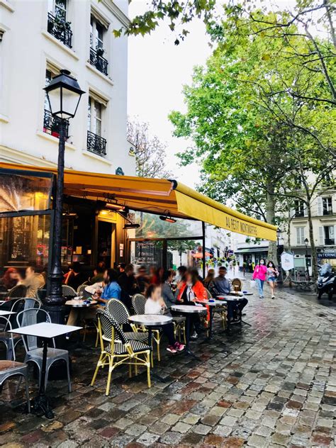 Montmartre in Paris: What to see, do and eat