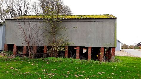 Wobbly Building Old Barn On Stilts Steen Jeppesen Flickr