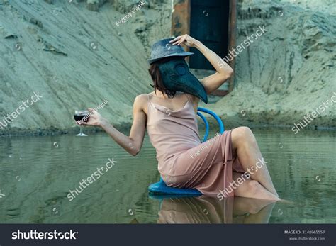 Sexy Brunette Short Hair Long Slender Stock Photo Shutterstock