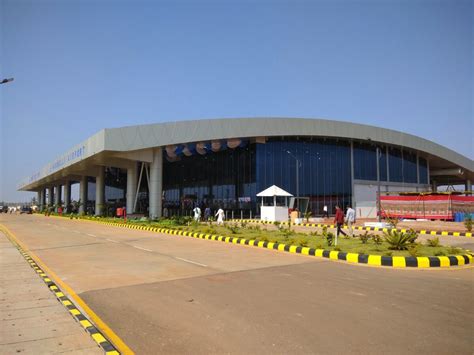 Ground Handler at VOHB Airport, Hubli Airport, HBX Airport, India - VVIP - Flight