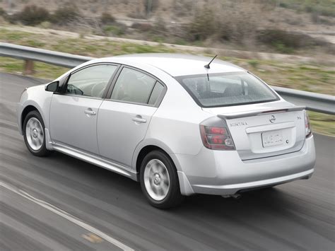 Nissan Sentra 2011 Ficha Técnica Imágenes Y Lista De Rivales Lista