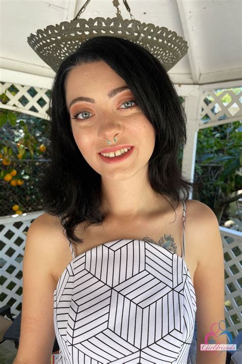 Slim Hot Dark Haired Babe Corra Cox Shows Off Her Puffy Pussy 12 Photos