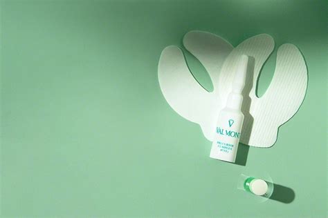 Eye Regenerating Mask - Valmont