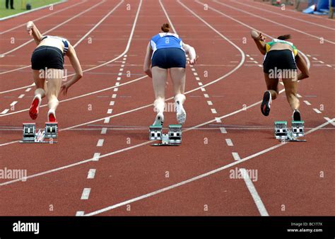 Runners At Starting Blocks Hi Res Stock Photography And Images Alamy