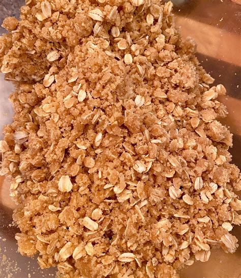 Easy Caramel Apple Crisp Recipe Norine S Nest