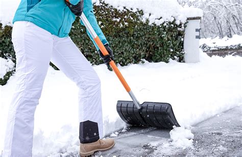 5 Tips To Avoid Snow Shoveling Pain Vsi