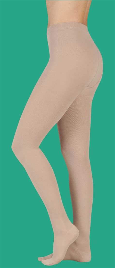 Juzo Soft Short Length Closed Toe 20 30 Mmhg Compression Stocking