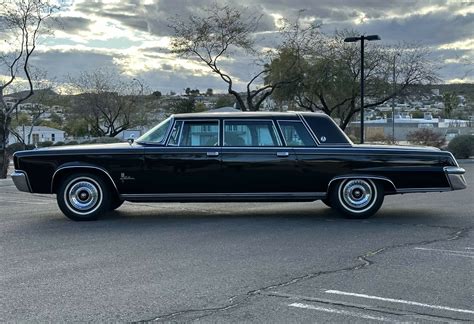 LBJ’s 1964 Imperial Crown Presidential Limo Going Up For Auction ...