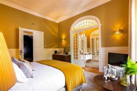 20 Best Hotels in Lisbon, Portugal - Budget to Luxurious (2024)