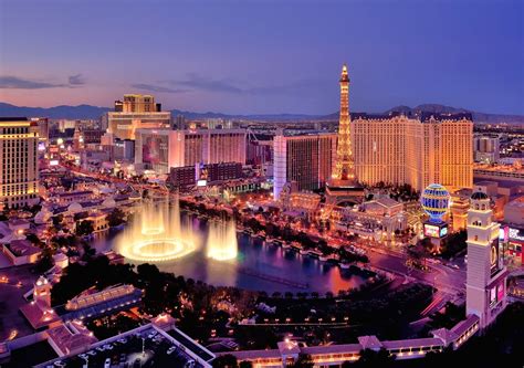 how long is a flight from philadelphia to vegas
