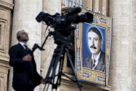 Il Papa Camminare Insieme L Esclusione Dei Migranti Criminale